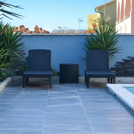 Stunning View With Pool Appartement