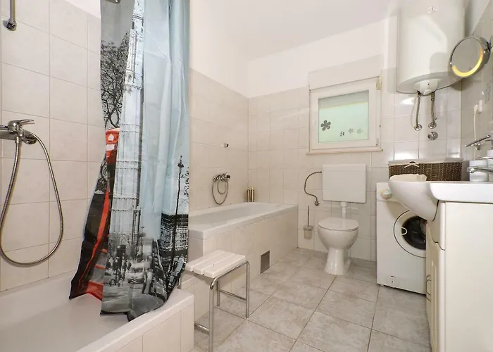 Διαμέρισμα Stunning View With Pool