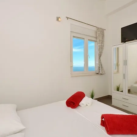 Apartman Stunning View With Pool *